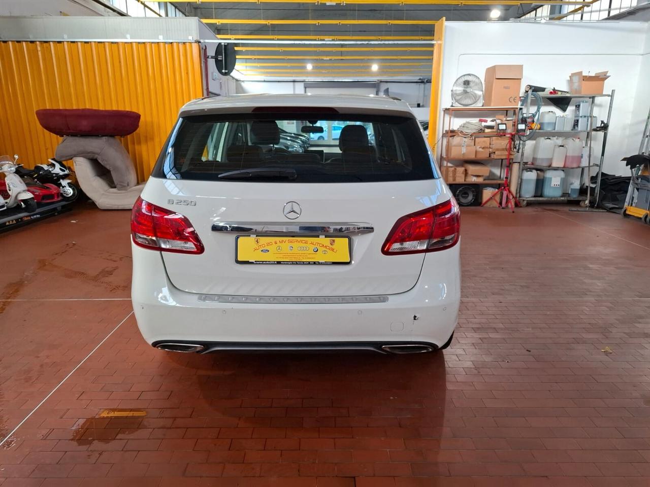 Mercedes-benz B 250 Premium