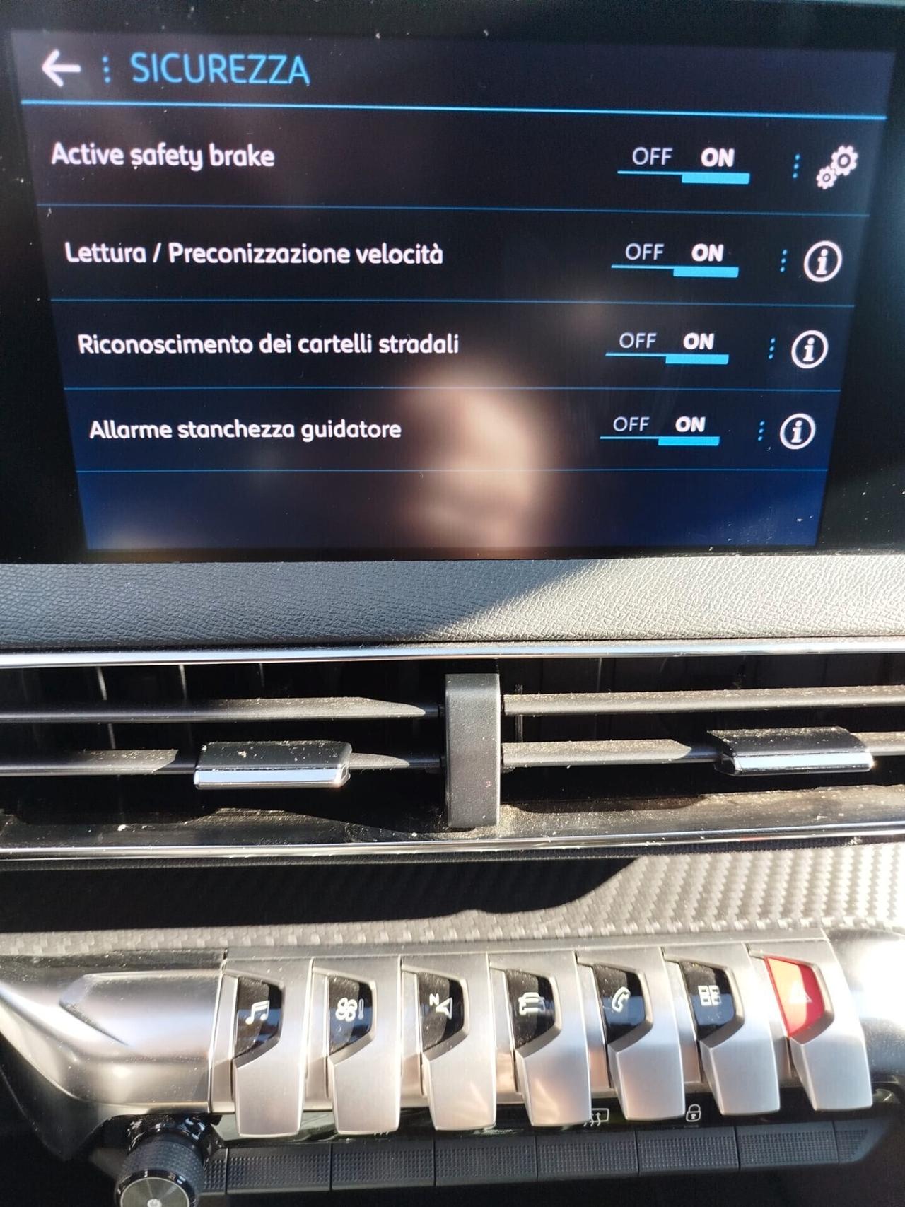 Peugeot 3008 1.5hdi EAT8 RESTYLING*PREZZO VERO*UNIPRO' KM CERTI