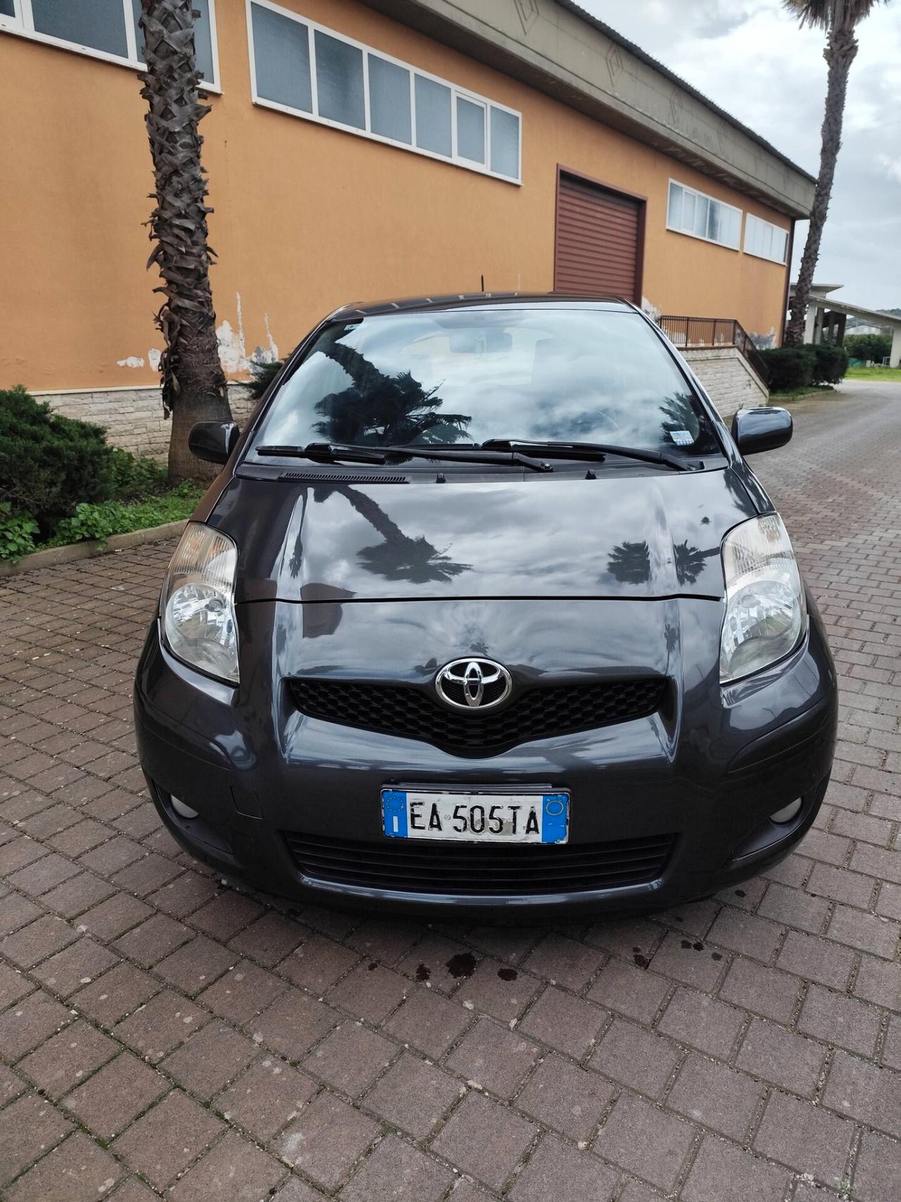 Toyota Yaris 1.3 5 porte M-MT Sol