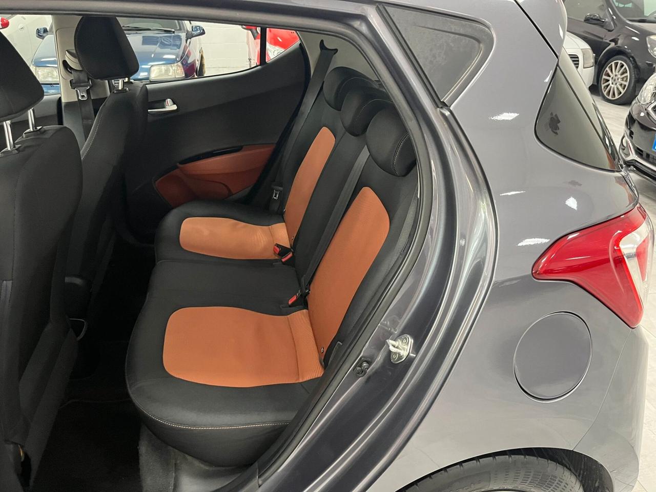 Hyundai i10 1.0 Sound Edition
