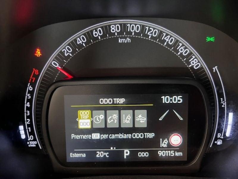 Toyota Aygo X 1.0B (72 CV) Lounge S-CVT