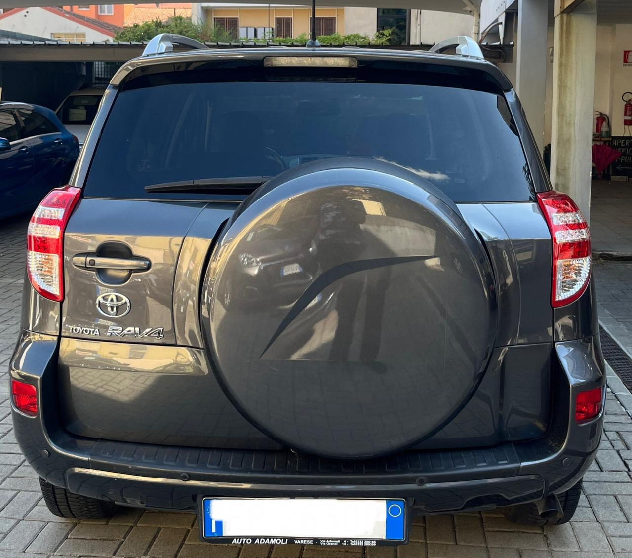 TOYOTA RAV 4 2.2 D-4D LOUNGE - 4X4