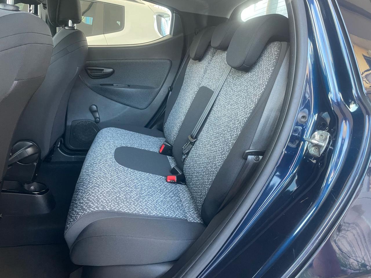 Lancia Ypsilon 1.2 69 CV 5 porte S&S Elefantino Blu