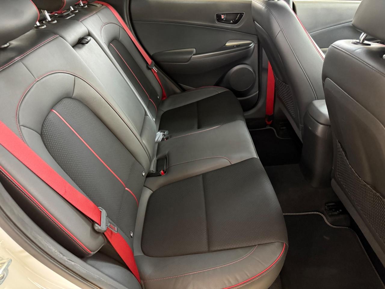 Hyundai Kona 1.0 T-GDI Xpossible