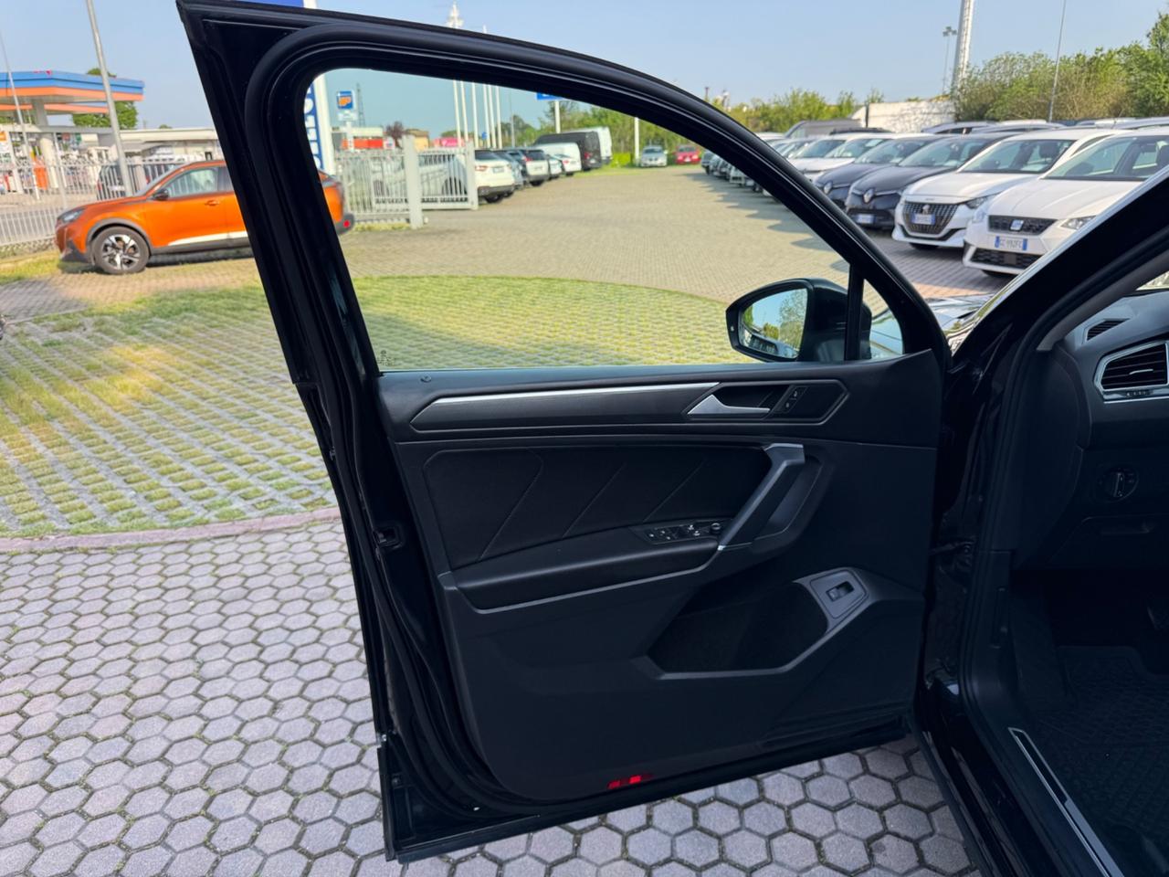 Volkswagen Tiguan Allspace R-LINE 2.0 BiTDI SCR DSG 4MOTION BMT