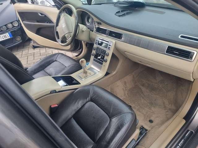 Volvo XC70 XC70 2.4 d5 Kinetic awd 185cv