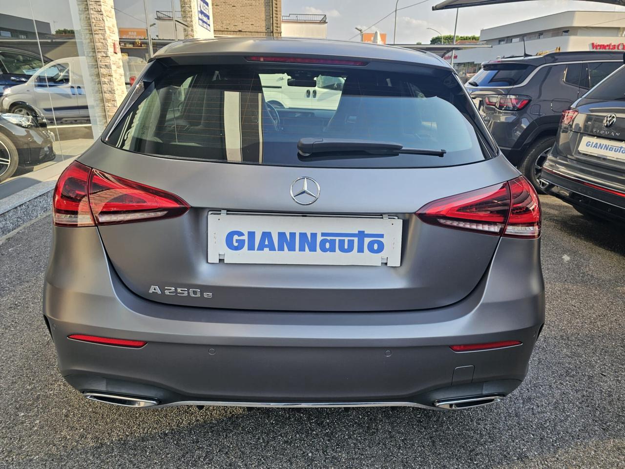 Mercedes-benz A 250 e Automatic EQ-Power Premium AMG