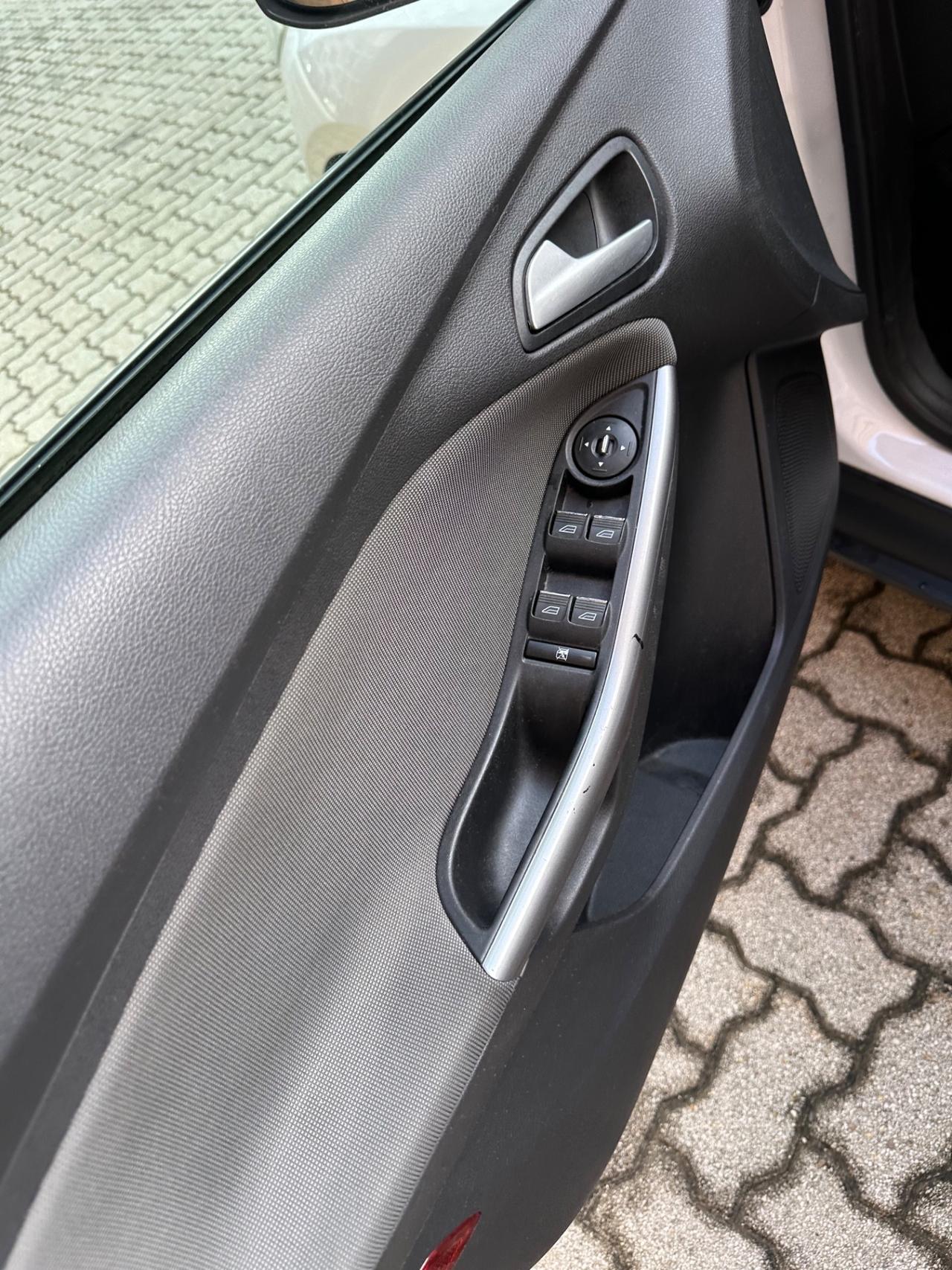 Ford Focus 1.6 TDCi 95 CV SW Titanium