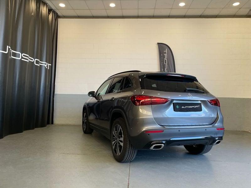 Mercedes-Benz GLA GLA 180 Automatic Progressive Advanced