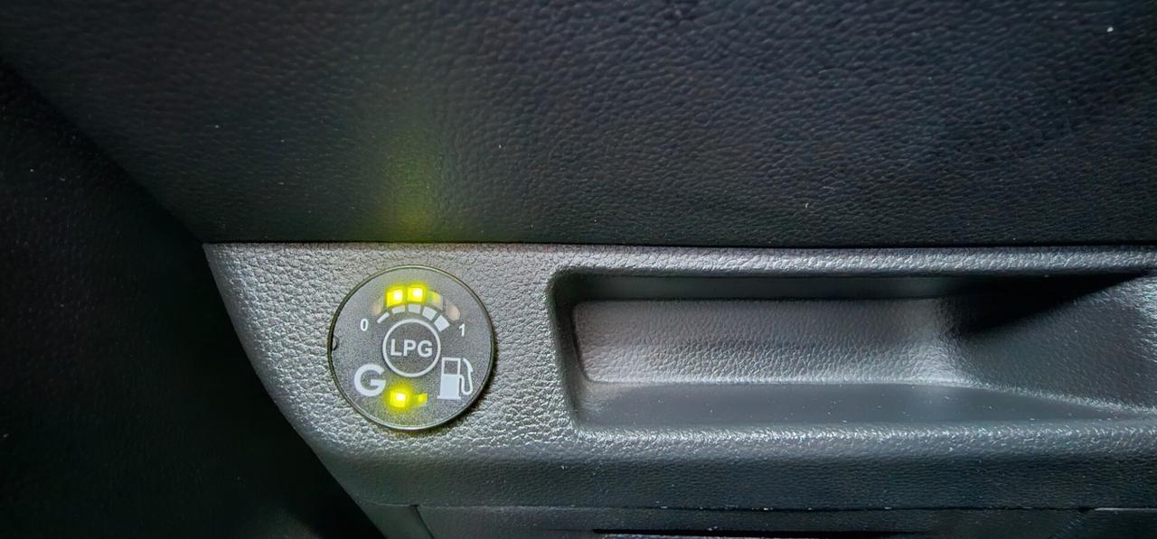 Renault Clio TCe 12V 100 CV GPL 5 porte Intens