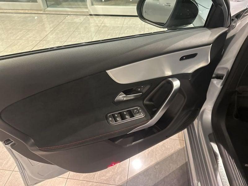 Mercedes-Benz Classe A 180d Automatic AMG Line Advanced Plus