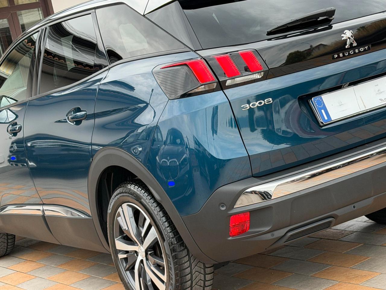 Peugeot 3008 1.5 BLUEHDI 130 cv. Eat8 ALLURE PACK (Nav)