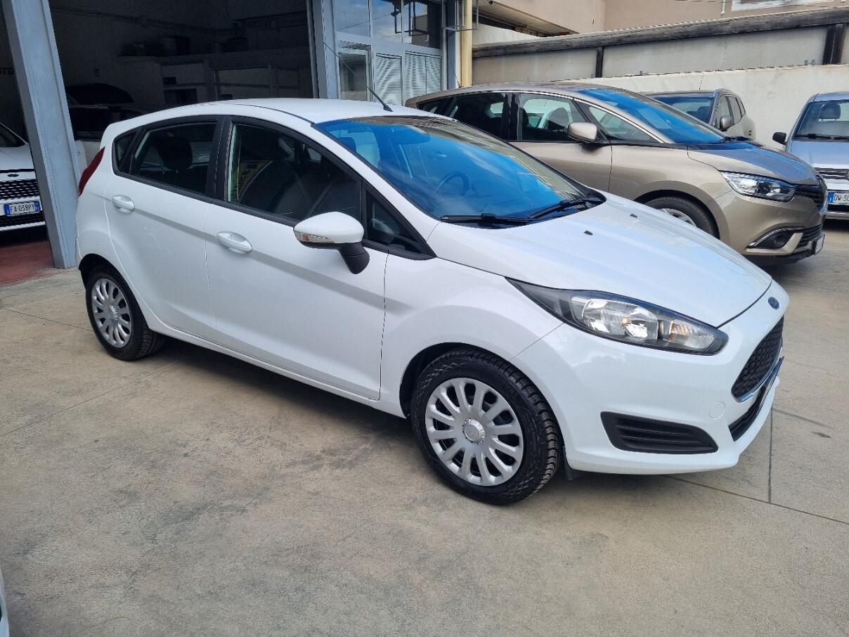 Ford Fiesta Plus 1.5 TDCi 75CV 5 porte