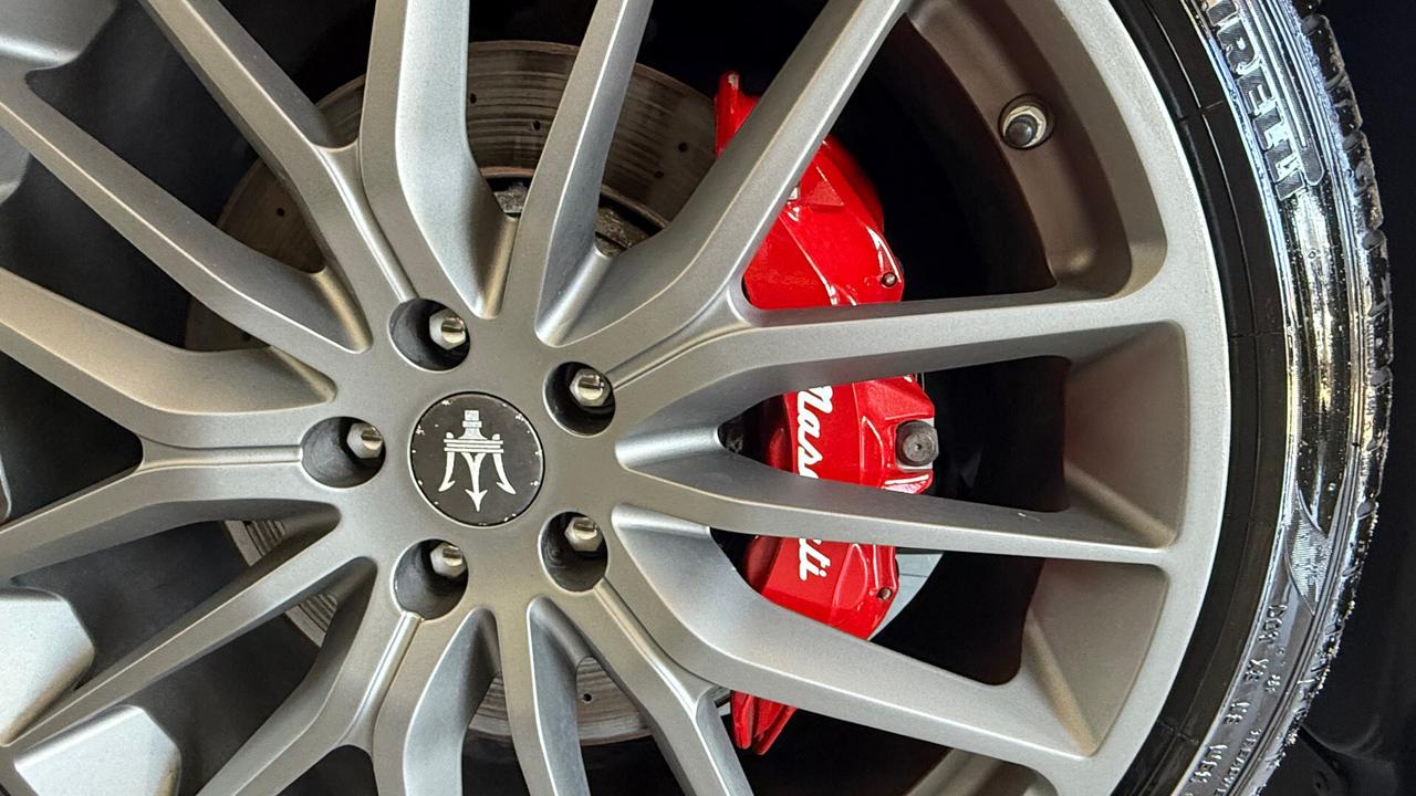 Maserati Ghibli V6 Diesel 275 CV Gransport RESTYLING