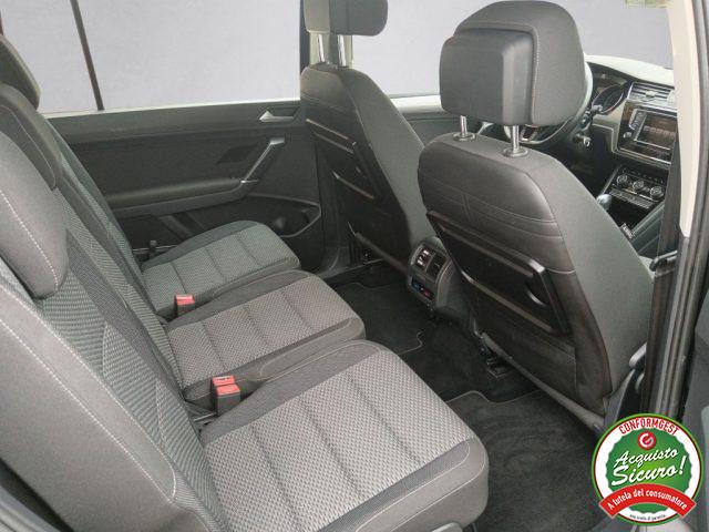 VOLKSWAGEN Touran 2.0 TDI 150 CV SCR DSG 7 posti BlueMotion Tech.