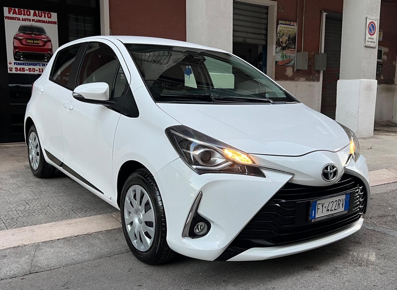 Toyota Yaris 1.0 72 CV 5 porte Active