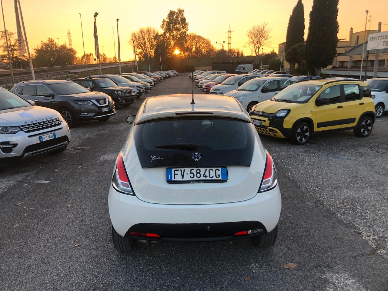 Lancia Ypsilon 1.2 69 CV 5 porte GPL Ecochic Elefantino Blu PROMO FINANZIAMENTO