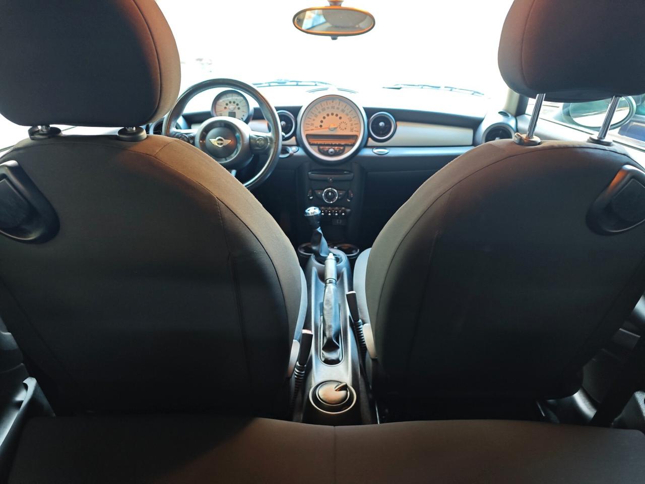 Mini 1.6 16V One (55kW)