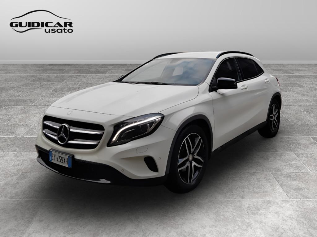 Mercedes-Benz GLA-X156 2014 - GLA 220 d (cdi) Sport 4matic 170cv auto
