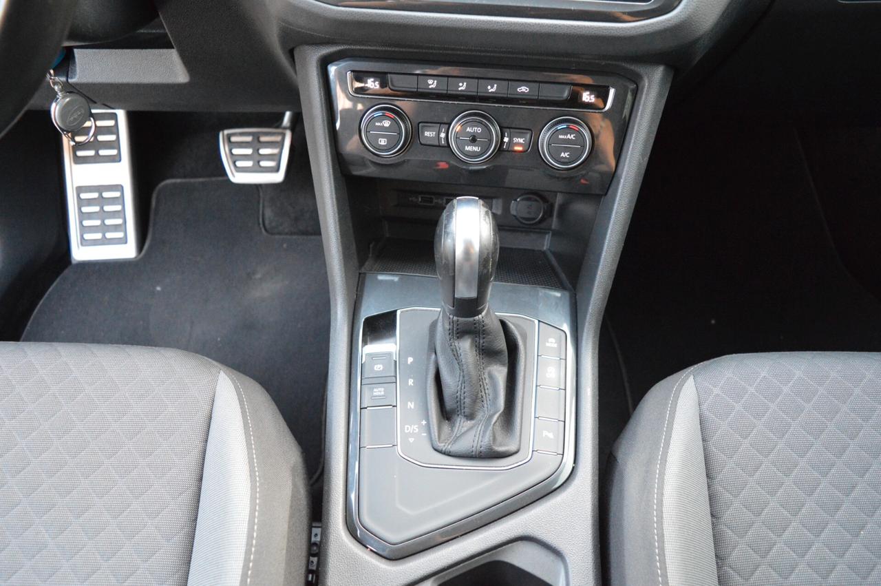 Volkswagen Tiguan 2.0 TDI 150 CV SCR DSG R-Line