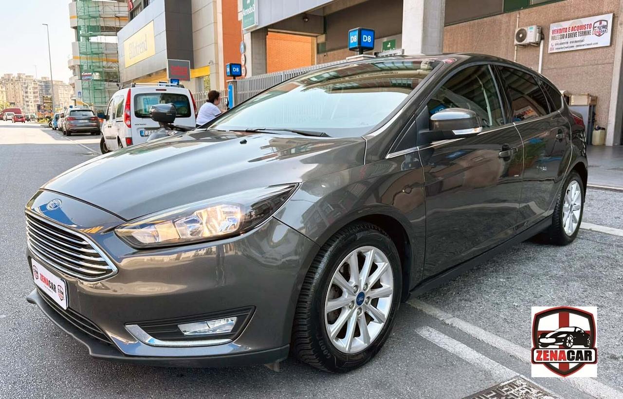 Ford Focus 1.5 TDCi 120 CV Navigatore Cruise control 4 Vetri elettrici