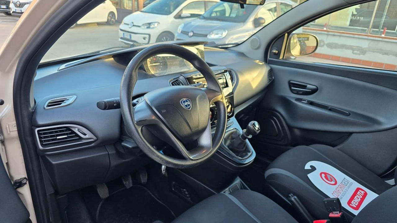 Lancia Ypsilon 1.2 69 CV 5 porte Elle