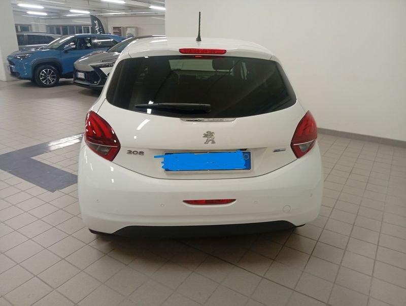 Peugeot 208 PureTech 82 5 porte Allure