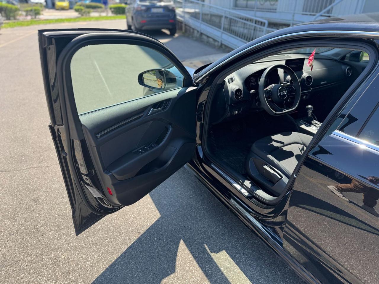 Audi A3 Business 1.5 30 g-tron