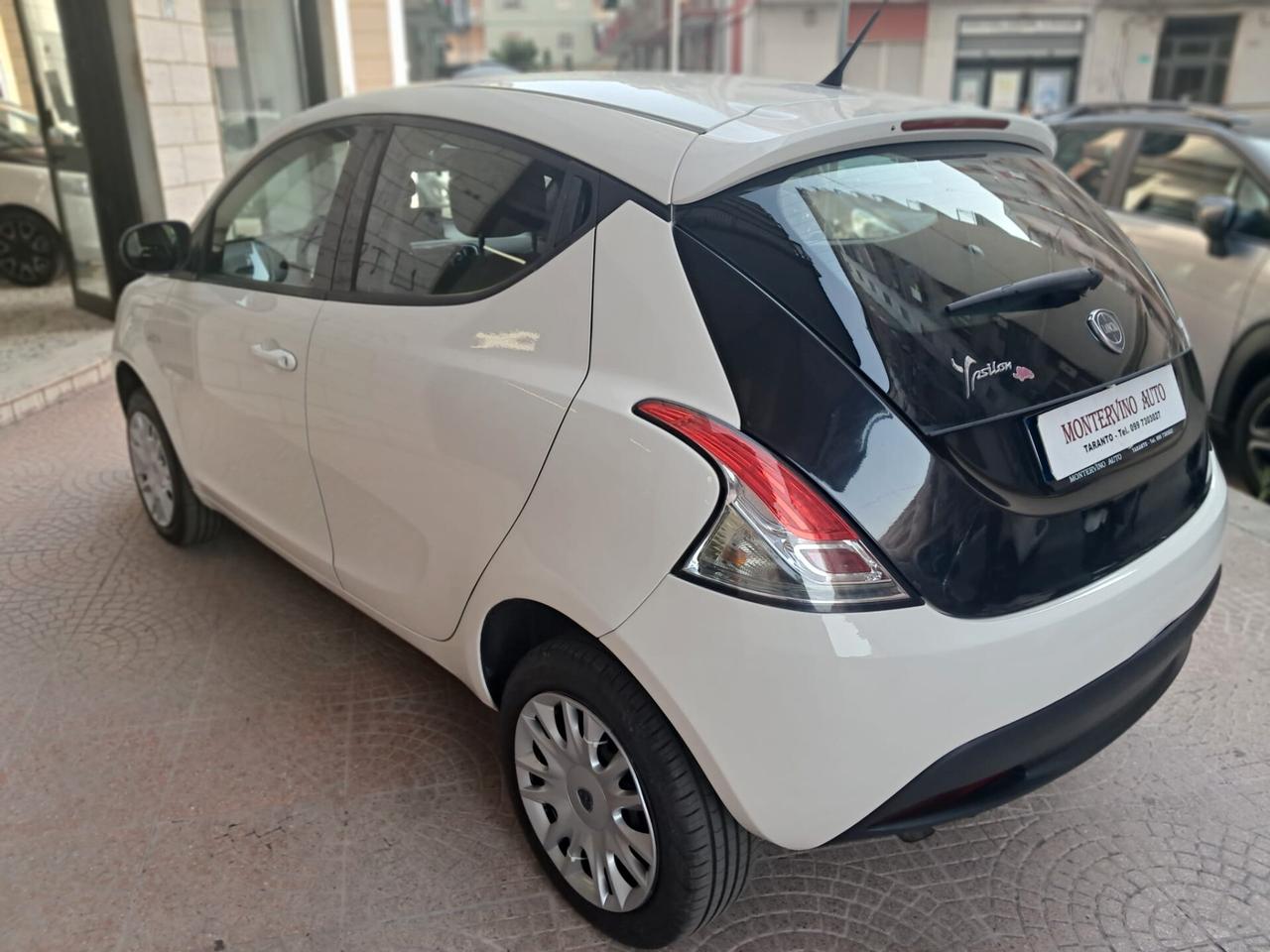 LANCIA YPSILON METANO-NEOPATENTATI-Euro5650-