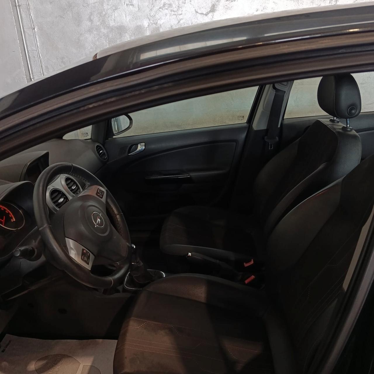 Opel Corsa 1.2 3 porte Edition