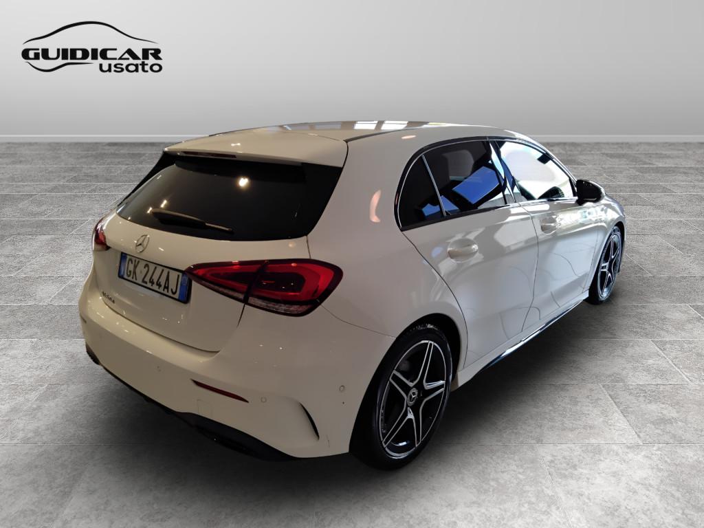 Mercedes-Benz Classe A - W177 2018 - A 180 d Premium auto