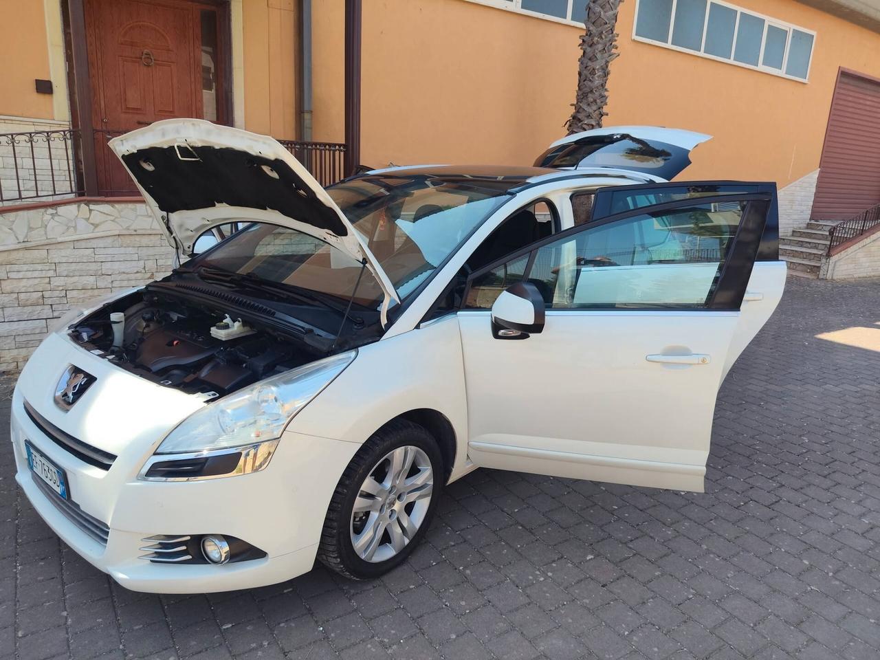 Peugeot 5008 2.0 HDi 163CV aut. Family
