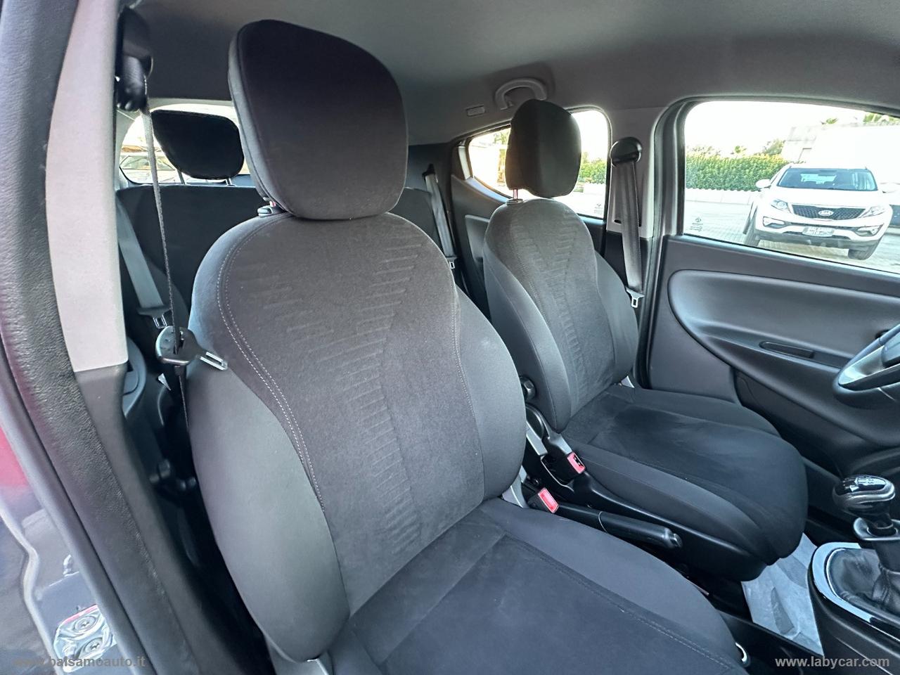 LANCIA Ypsilon 1.2 69 CV 5p. Gold