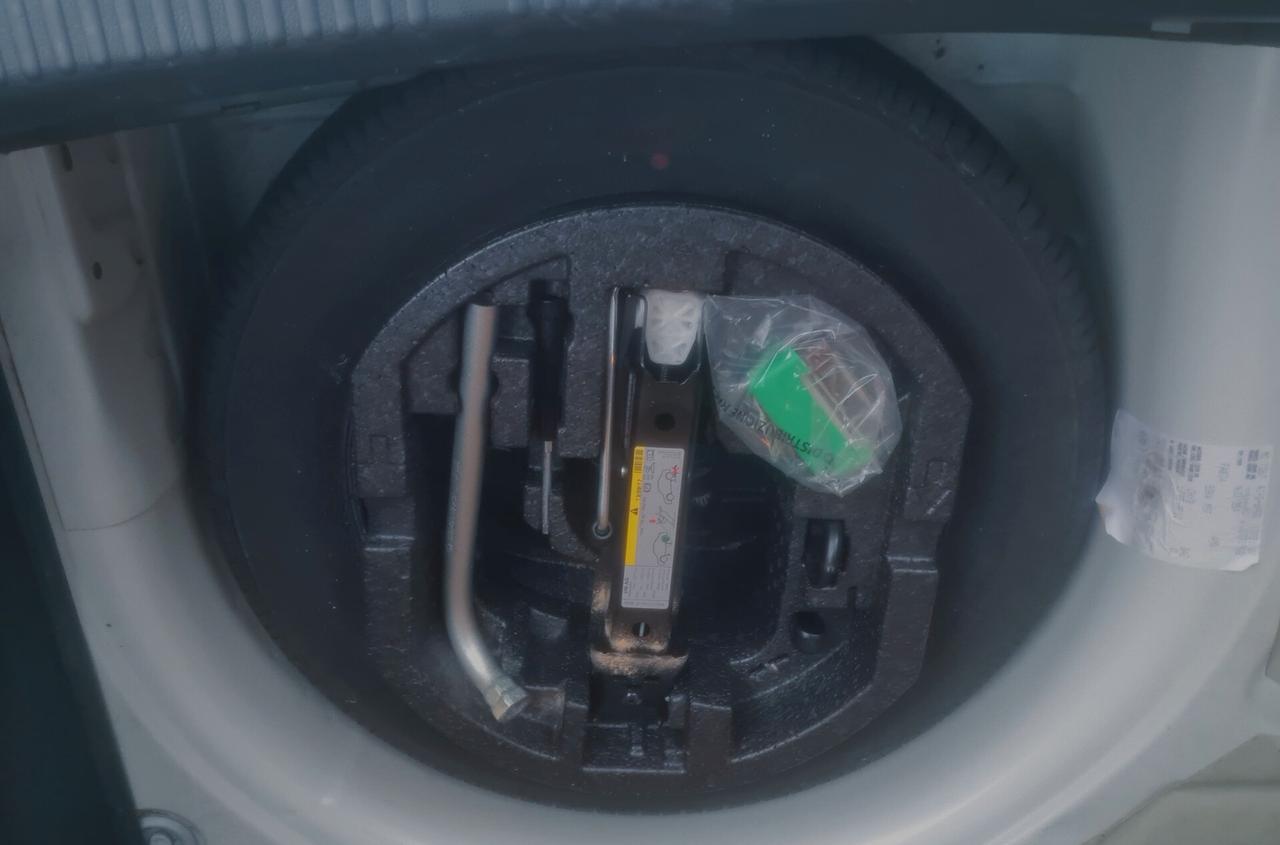 Skoda Fabia 1.0 MPI 75 CV Twin Color Design Edition Nero