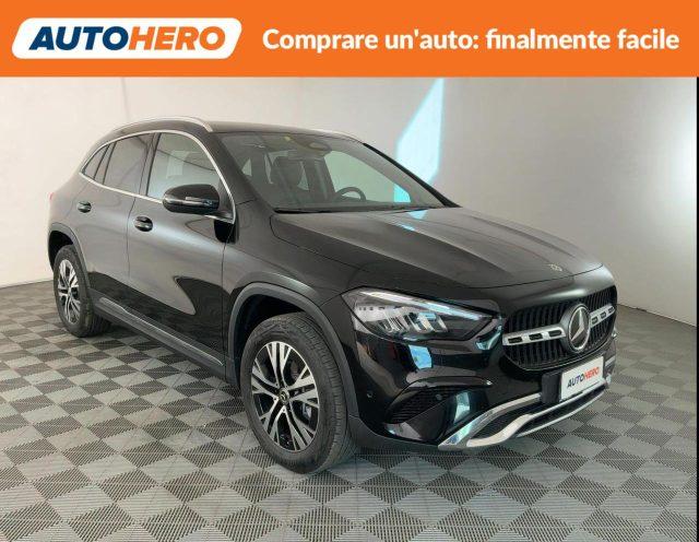 MERCEDES-BENZ GLA 180 d Business Extra auto
