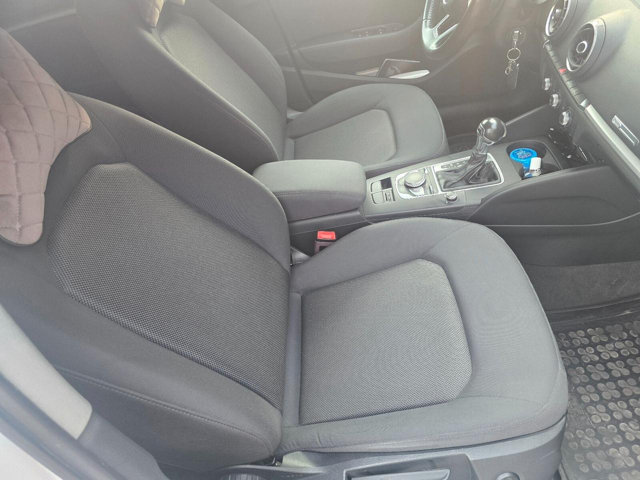Audi A3 Sedan 1.6 TDI 116 CV S tronic Business