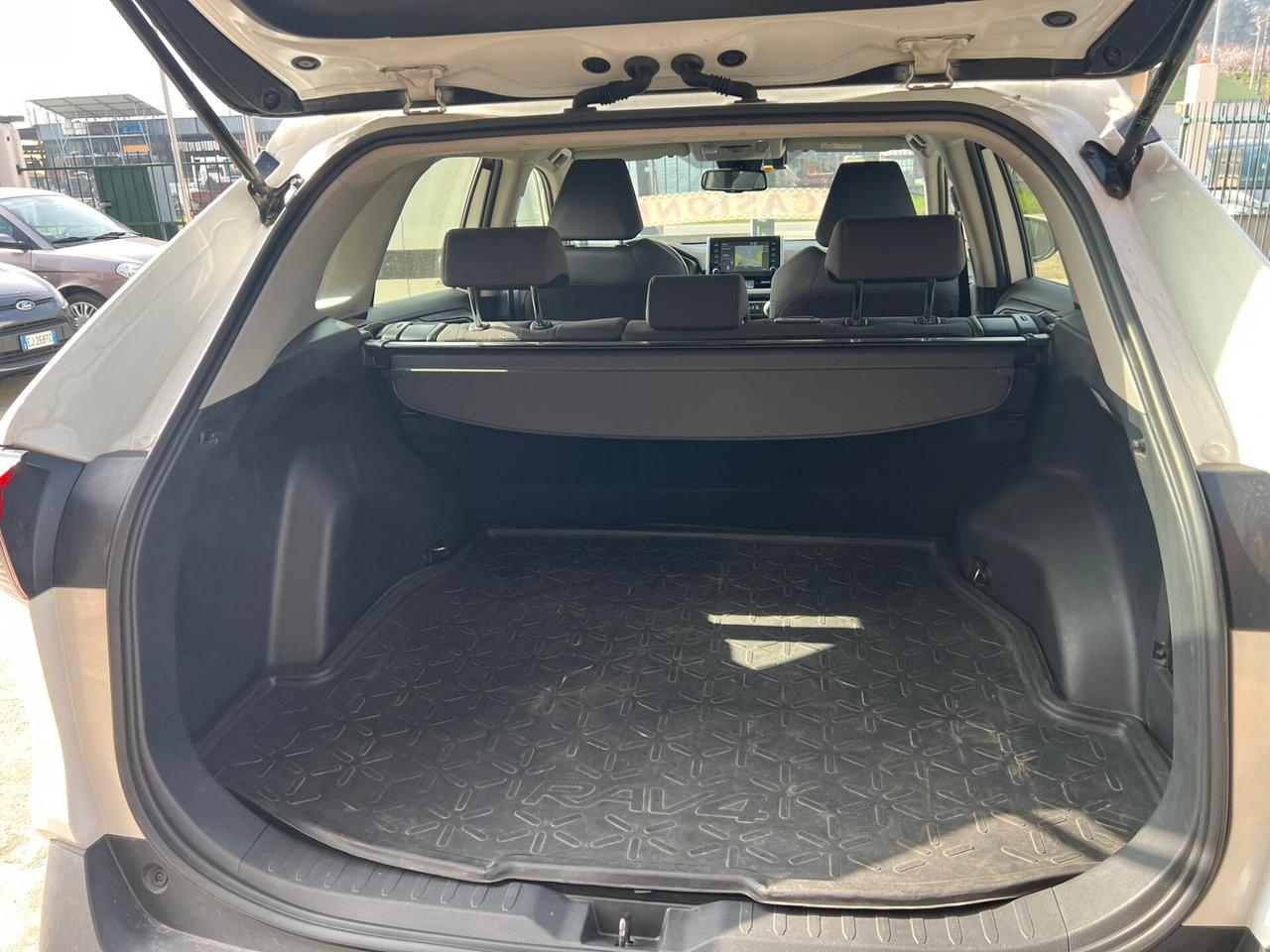 Toyota RAV 4 RAV4 2.5 HV (218CV) E-CVT 2WD Style