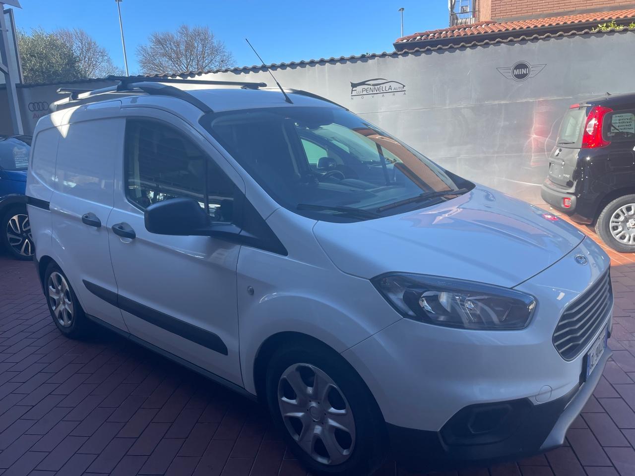 Ford Transit Courier 1.5 TDCi 75CV Van Trend