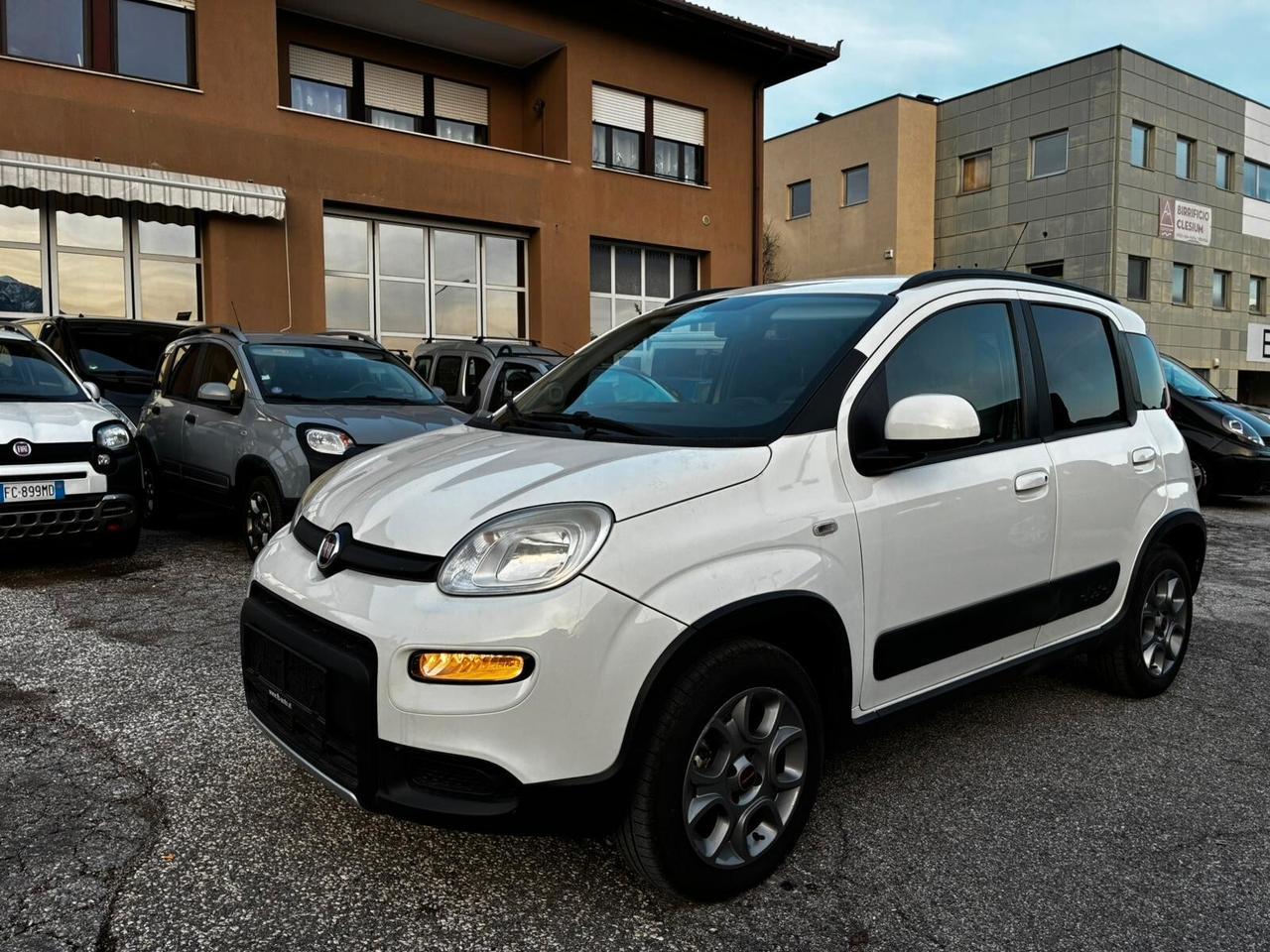FIAT PANDA 4x4 1.3MJT 75CV TREKKING GANCIO TRAINO