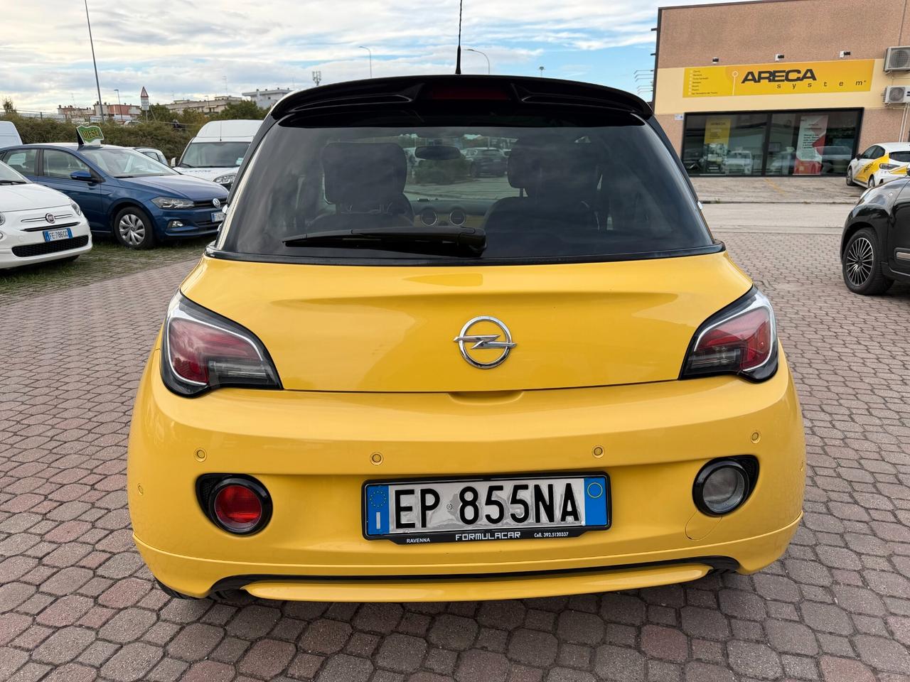 Opel Adam 1.4 100 CV VALENTINO ROSSI VR46