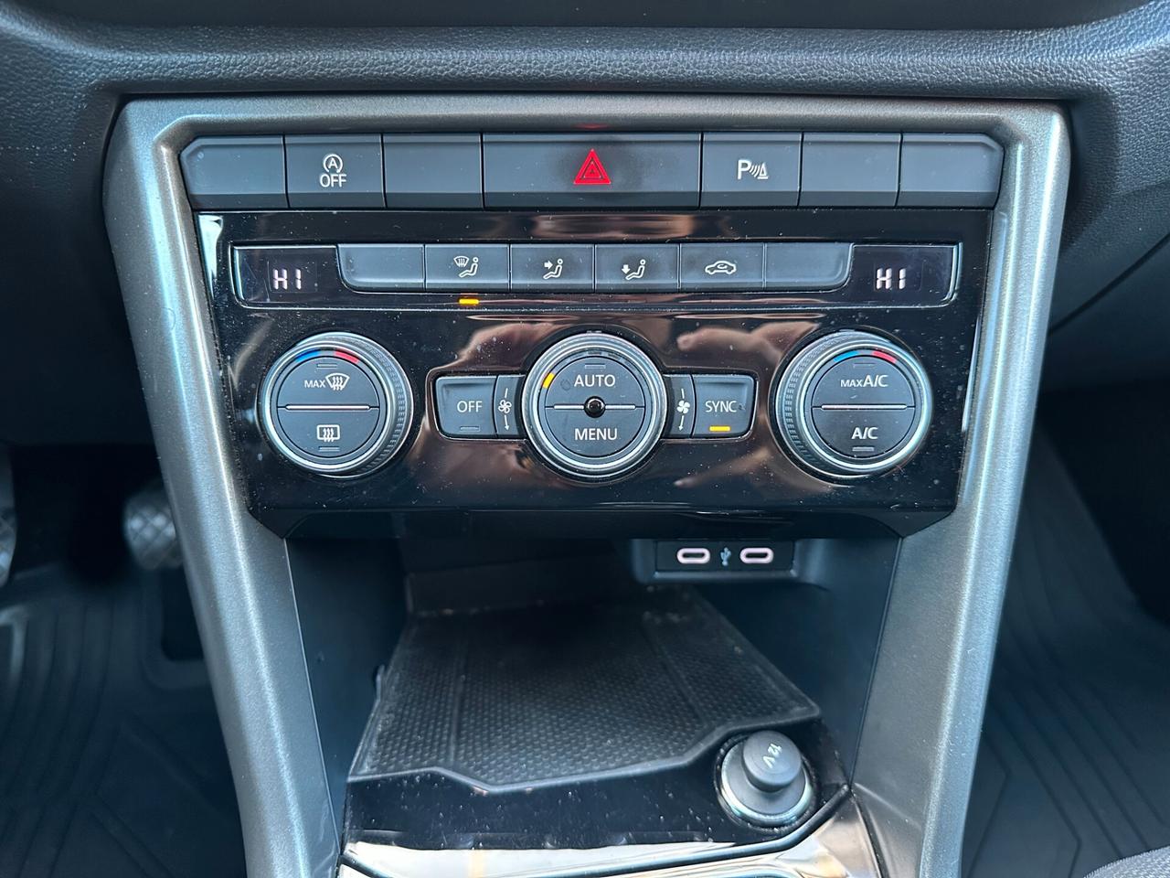 Volkswagen T-Roc 1.0 TSI Business BlueMotion Technology