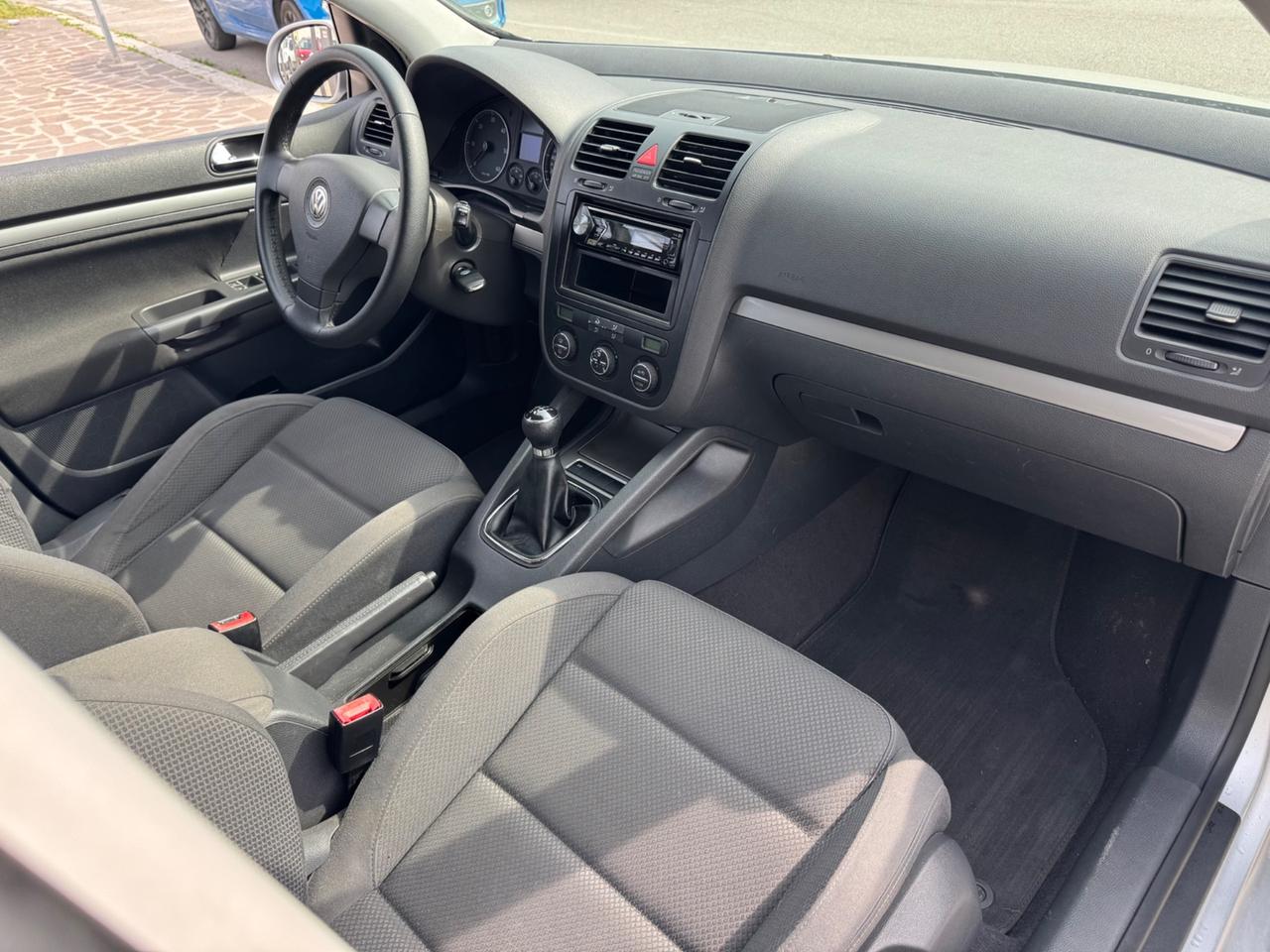 Volkswagen Golf 2.0 16V TDI 5p. Sportline