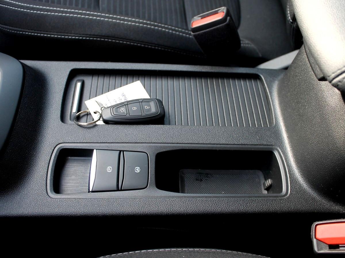 Ford Kuga 2.0 EcoBlue Hybrid 150 CV 2WD Titanium Business Telecamere Virtual CoPilot IVA DEDUC