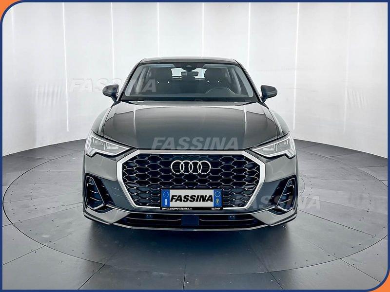 Audi Q3 Sportback 1.5 Sportback 35 tfsi mhev s-tronic