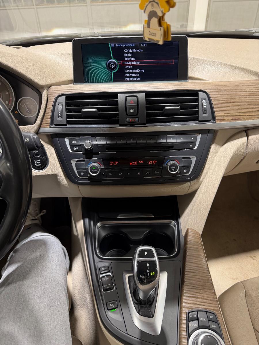 BMW - Serie 3 - 320d Efficient Dynamics Modern