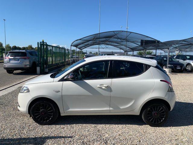 LANCIA Ypsilon 1.2 69 CV 5 porte Platinum*EURO5B*