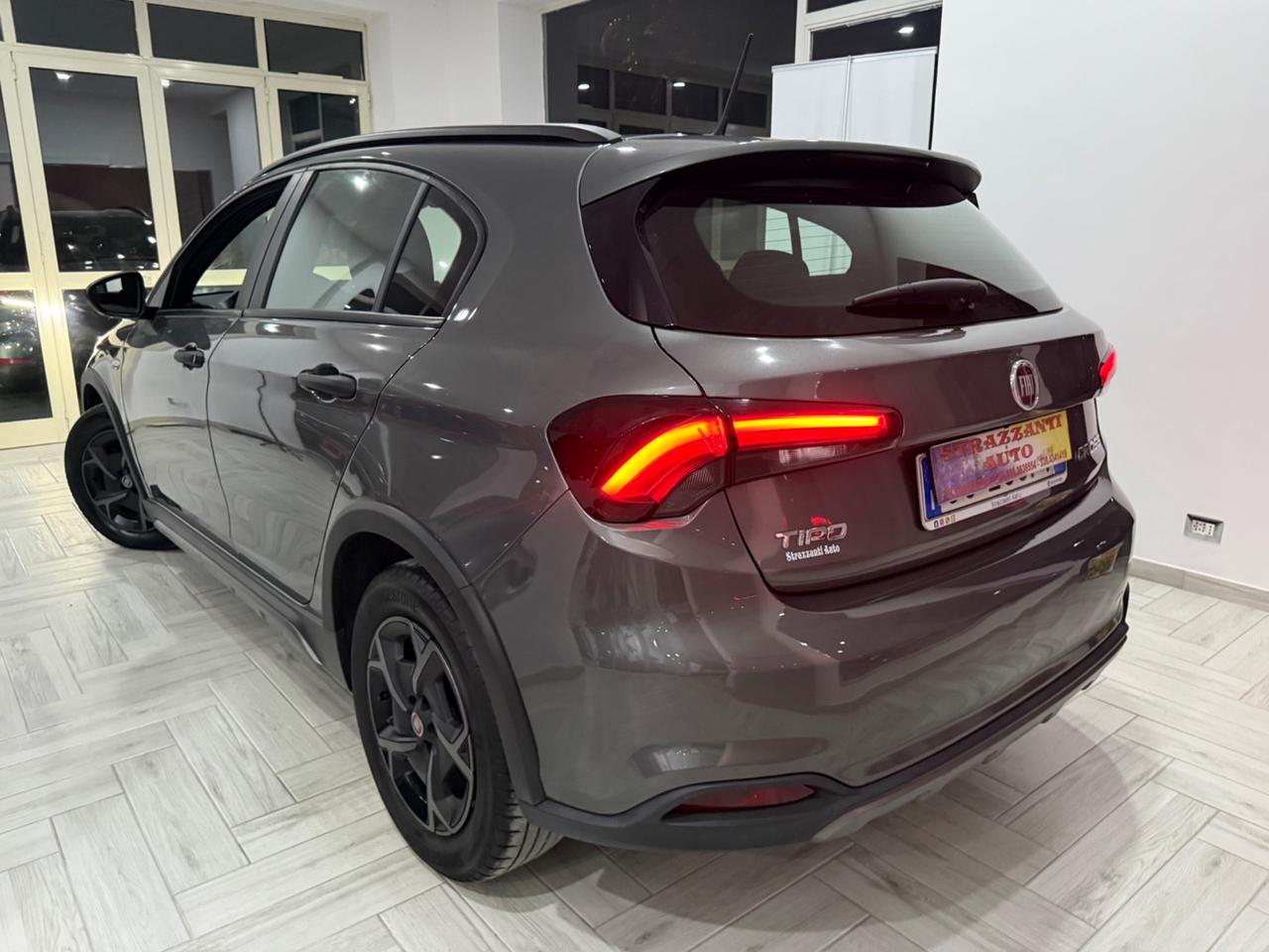 Fiat new Tipo 1.6 Mjt130cv 5P CROSS+FULL LED2022