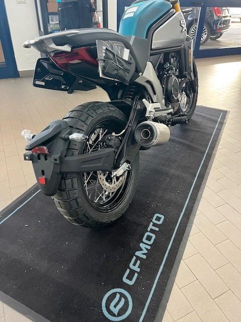 Cf Moto 700CL-X ADVENTURE