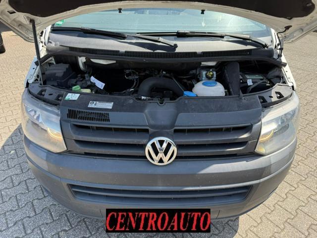 VOLKSWAGEN Transporter VW T5 2.0tdi 140cv 9Posti Euro6 Klima