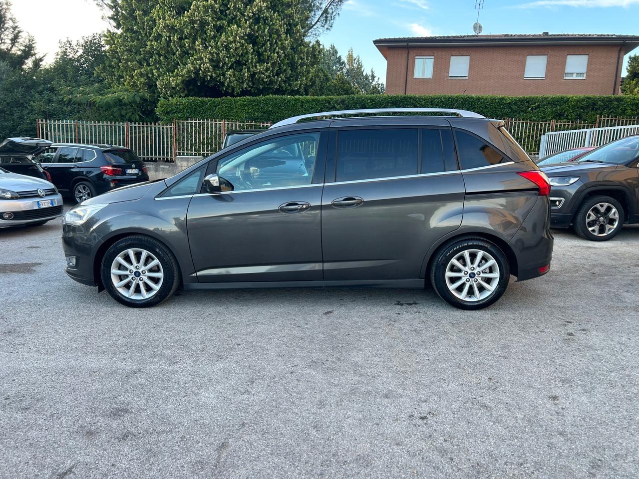 Ford C-Max7 1.5 TDCi 120CV 7 Posti Gancio Traino